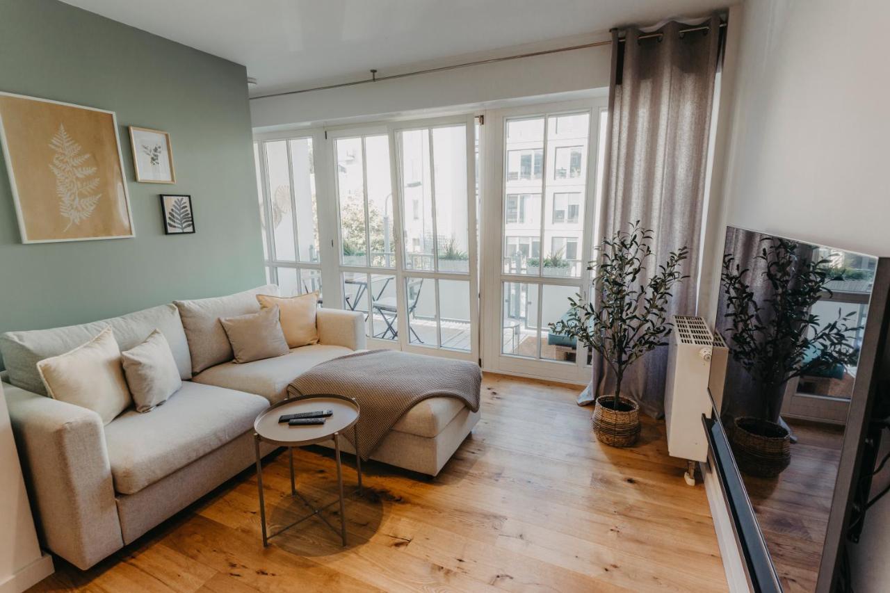 Traber Apartments Im Herzen Leipzigs Balkon Parkplatz Exterior foto